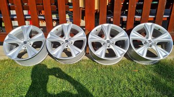 ALU disky Seat R17 5x112 - 2