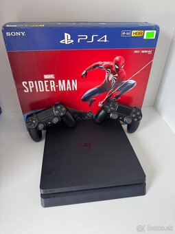 Playstation 4 slim - 2