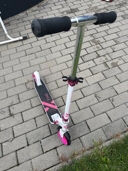 Kolobežka Street surfing x145 - 2