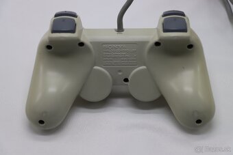 Ovládače na Playstation 1 - 2
