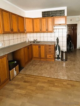 Na predaj 1- izbový byt v Šali - 2