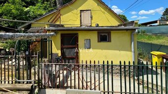 NA PREDAJ: 2-izbový rodinný dom_pozemok 457 m2_Banka pri Pie - 2