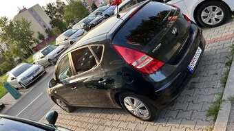 Hyundai i30 1.4i 80KW - 2