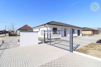 HALO reality - Predaj, rodinný dom Komoča - štvorizbový bung - 2