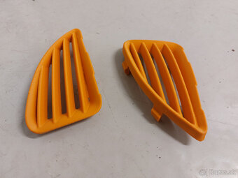 Krytky do naraznika Impreza GC8 - 2