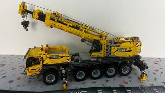 LEGO Technic 42009 Mobile Crane MK II - 2