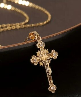 Pozlátená retiazka s krížikom - 2