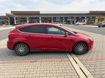 Ford Focus 1.6 EB 110kw TOP VÝBAVA - 2