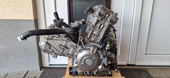 SUZUKI DL 650 V-STROM 2014 - 2