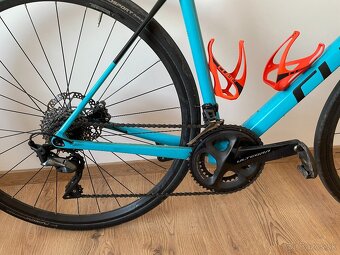 Cestný bicykel Cube Attain GTC SL 2021 - 2