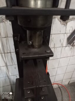 Predám lis - 2