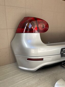 Zadný narazník VW Golf V R32,GTI look - 2
