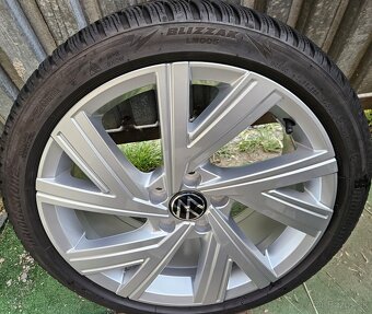 Originálna zimná sada VW- 5x112 r18 + Bridgestone 225/40 r18 - 2