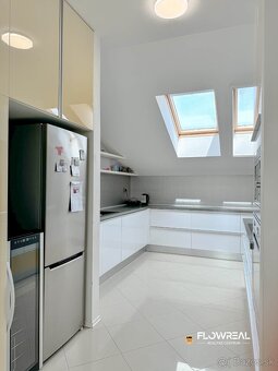 Na prenájom moderný 4 izbový byt v centre mesta Ilava - 2