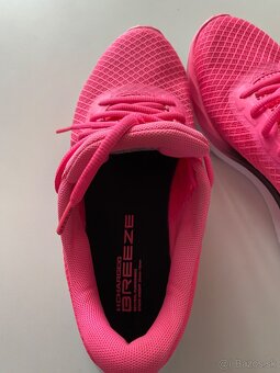 Dámske topánky UNDER ARMOUR - 2