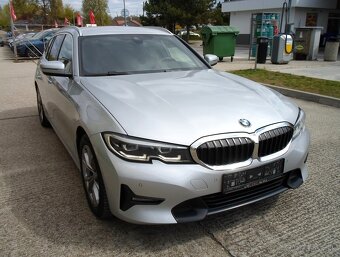 BMW Rad 3 Touring 320d xDrive 140kW 8st.automat ťažné,koža,k - 2