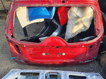 Hyundai tucson 4 kufrove dvere - 2