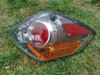 Nissan ALTIMA 4 L32- Zadné svetlo L+P - 2