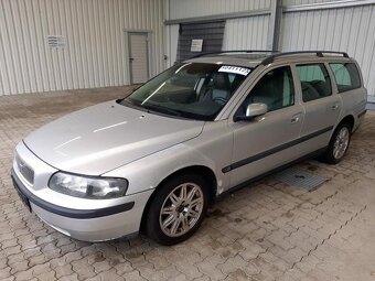 Volvo V70 - 2