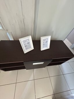 Stolík pod tv - 2