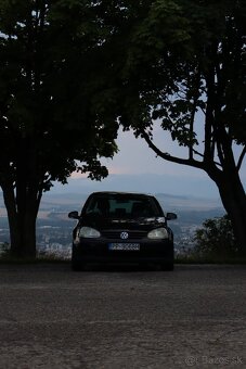 Volkswagen Golf 5 - 3 dverový - 2