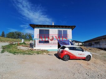 ADOMIS - predám 6-izbová NOVOSTAVBA 206m2,Ortáše 607m2,komor - 2