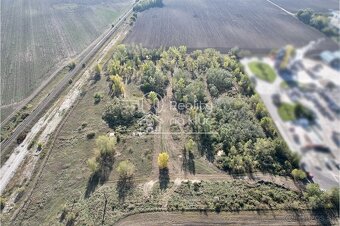 Na predaj stavebný pozemok v priemyselnej zóne v NZ - 2