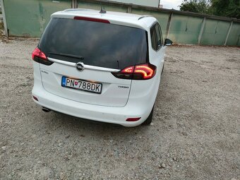 Opel Zafira C lift 1.6 turbo benzin AT - 2