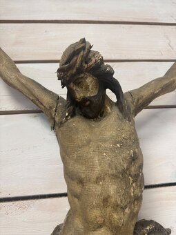 Drevorezba - korpus - 2