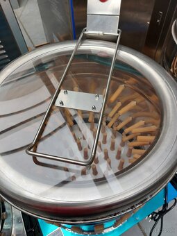 Šklbačka hydiny , ŠKUBAČKA HYDINY malé velké - 2