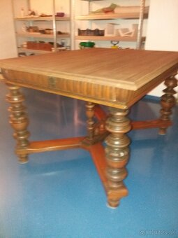 Starožitny stôl - 2