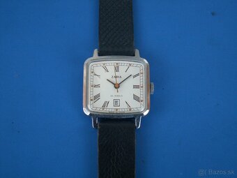 Hodinky Zaria s dátumovkou . - 2