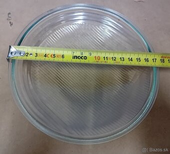 Predám sklíčka/plastové kryty - 2
