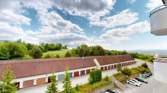 Nadštandardný veľký tehlový 4-izbový byt v Dubnici nad Váhom - 2