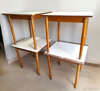 Retro stoly - dva druhy - 2