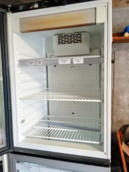 Chladiaca vitrína - 2