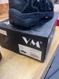 Turistická obuv - 2