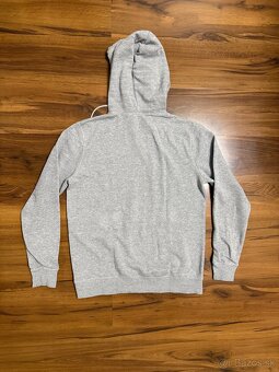 Carhartt hoodie - 2