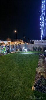 Predám profi.LED Osvet. flash efect studená biela 18,5m. - 2