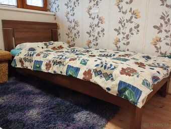 Drevené postele – 2 ks, možnosť rozloženia - 2