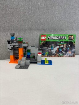 Lego Minecraft 21141 Jaskyňa so zombíkmi - 2