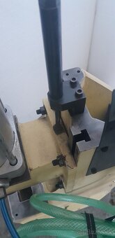 Predám pneumatiky lis - 2