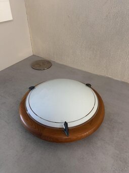 Nástenné svietidlo a nočná lampa . - 2