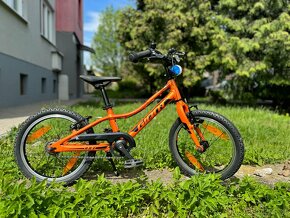 Predám chlapčenský bicykel Giant ARX 16" Orange - 2