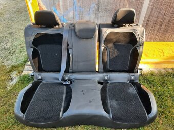 Renault megane 4 na suciastky - 2