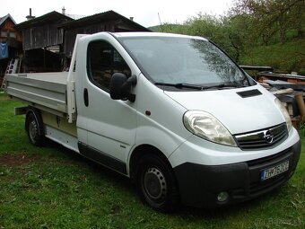 Opel Vivaro. - 2