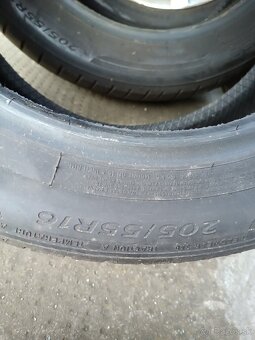 Predam pneu Dunlop 205/55 R16 - 2