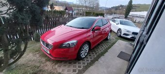 Predam Volvo V40 D2 s pravostrannym riadenim - 2