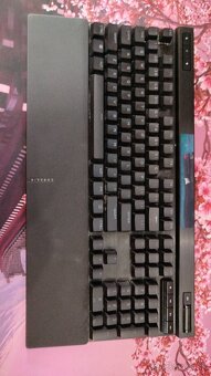 Corsair K70 RGB PRO Cherry MX Red – US - 2