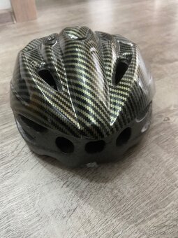 Predám túto nepoškodenú cyklistickú prilbu - 2